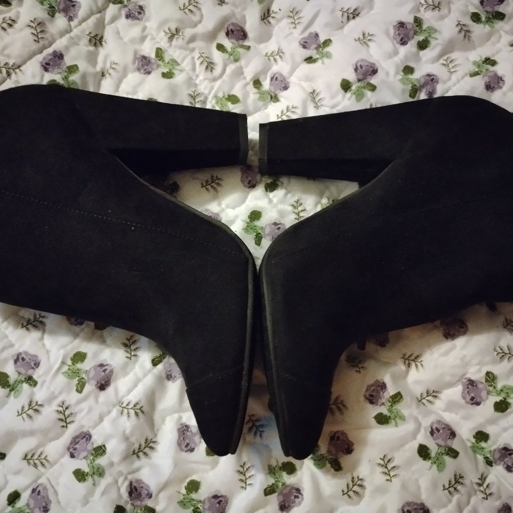 X2B - Picture 2 of 11